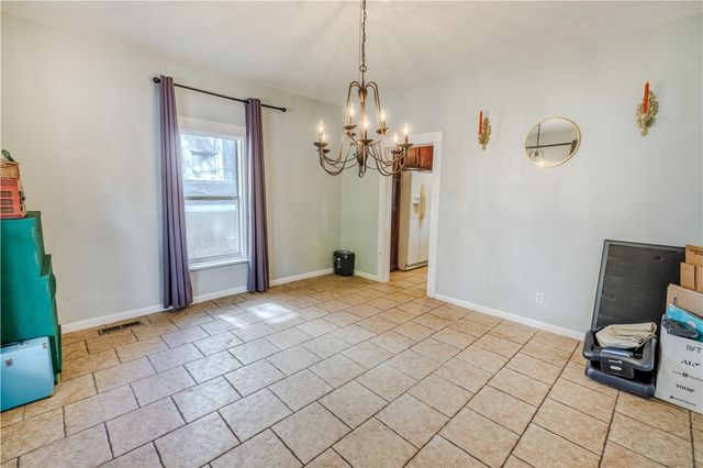 503 N Wright Street, Siloam Springs, AR 72761