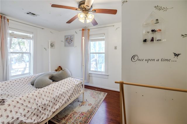 503 N Wright Street, Siloam Springs, AR 72761
