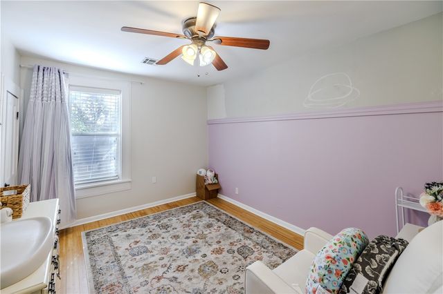 503 N Wright Street, Siloam Springs, AR 72761
