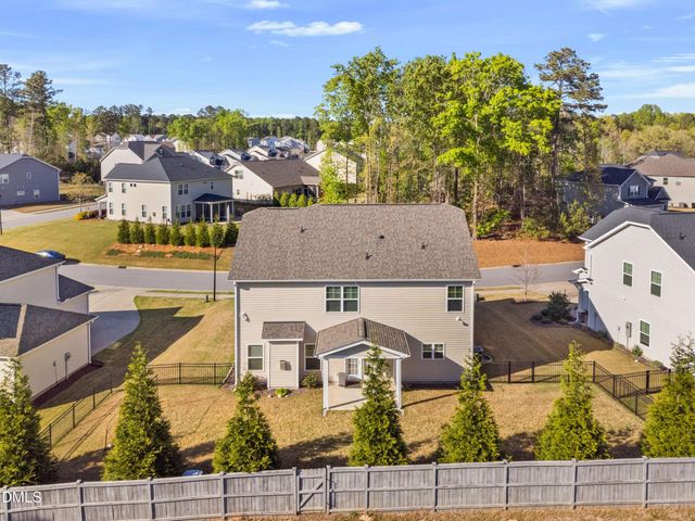 164 E Ravano Drive, Clayton, NC 27527