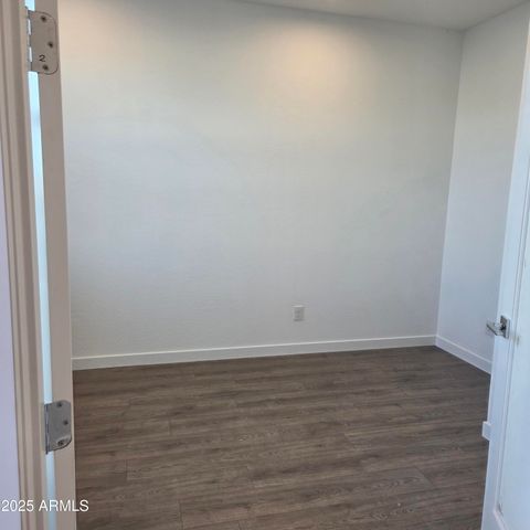 3032 E Villa Avenue, San Tan Valley, AZ 85143