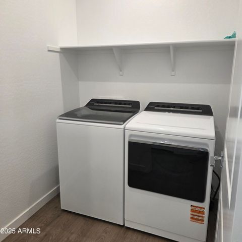 3032 E Villa Avenue, San Tan Valley, AZ 85143