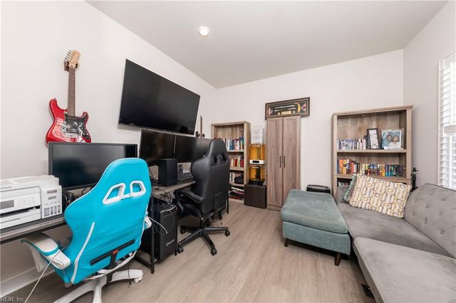 9721 Goldenrod CT, Toano, VA 23168