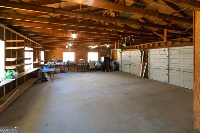 1194 J D Walton Road, Newnan, GA 30263