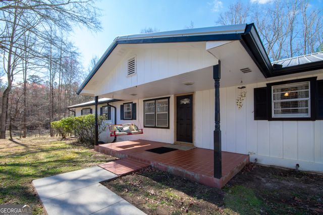 1194 J D Walton Road, Newnan, GA 30263