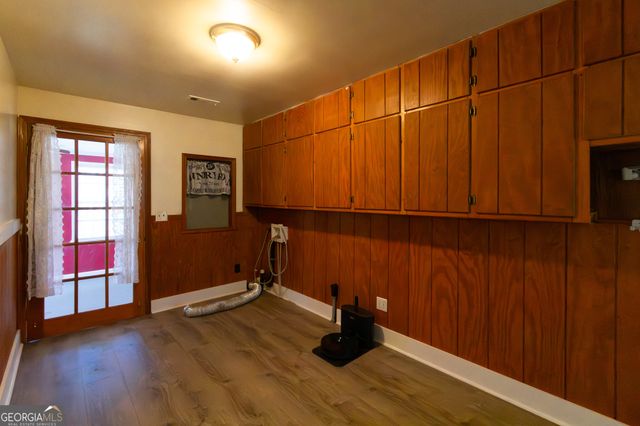 1194 J D Walton Road, Newnan, GA 30263