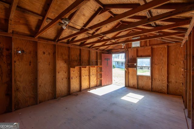 1194 J D Walton Road, Newnan, GA 30263