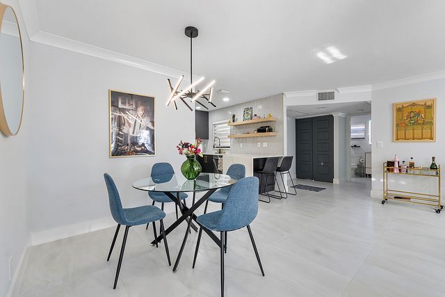 2678 N Carambola Circle N 1762, Coconut Creek, FL 33066