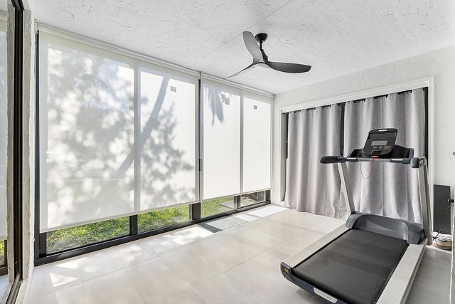 2678 N Carambola Circle N 1762, Coconut Creek, FL 33066