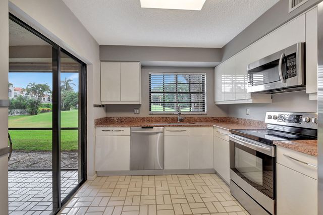 17396 Boca Club Boulevard 104, Boca Raton, FL 33487