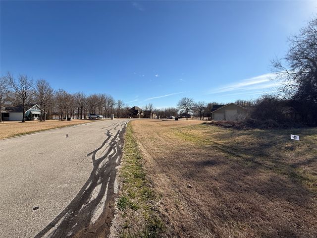 Lot 592 Clear Water Court, Corsicana, TX 75109