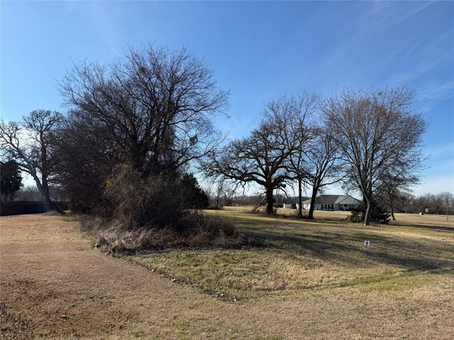 Lot 592 Clear Water Court, Corsicana, TX 75109