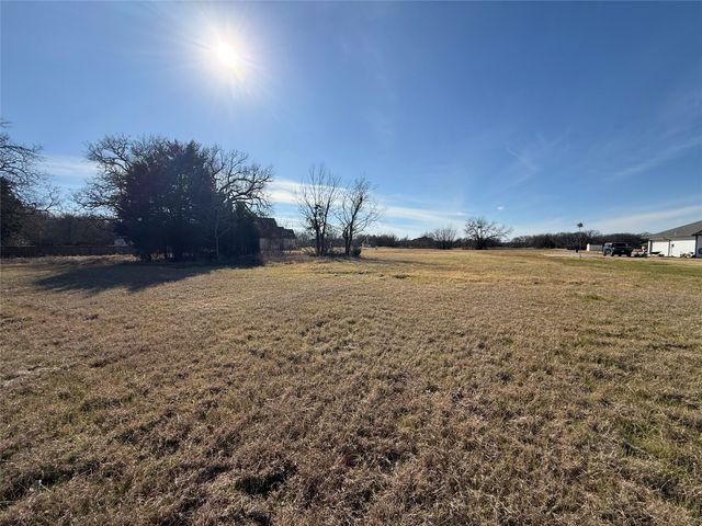 Lot 592 Clear Water Court, Corsicana, TX 75109