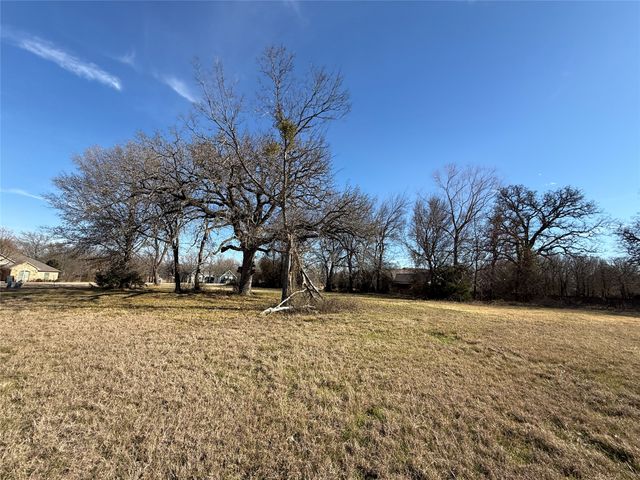 Lot 592 Clear Water Court, Corsicana, TX 75109