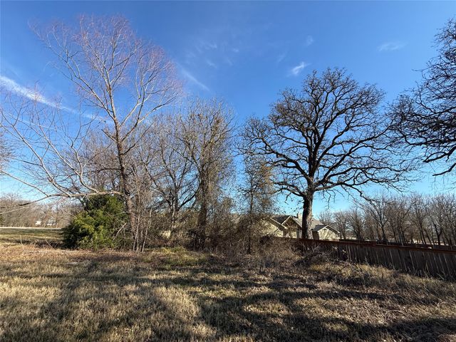 Lot 592 Clear Water Court, Corsicana, TX 75109