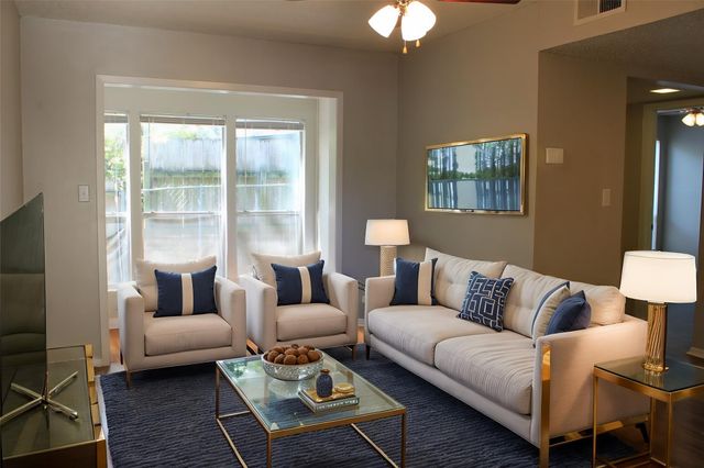 4510 Duval ST 101, Austin, TX 78751