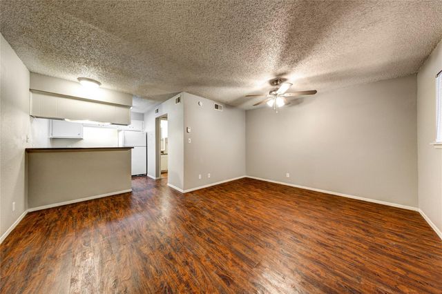 4510 Duval ST 101, Austin, TX 78751