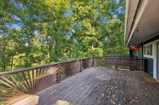 240 Harpeth Hills Dr, Kingston Springs, TN 37082