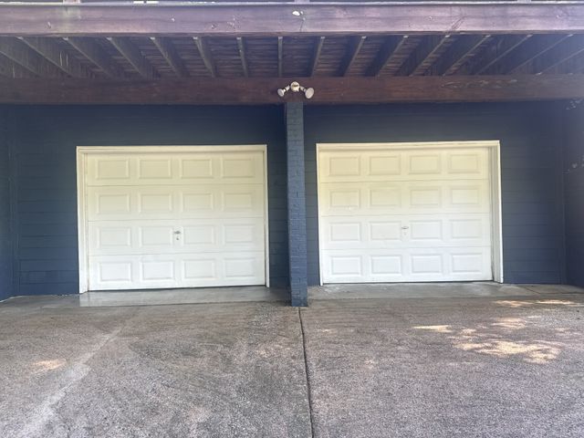 240 Harpeth Hills Dr, Kingston Springs, TN 37082