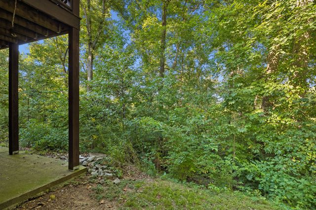 240 Harpeth Hills Dr, Kingston Springs, TN 37082