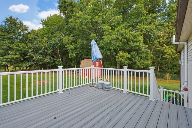 450 Hartford Ave East, Uxbridge, MA 01569