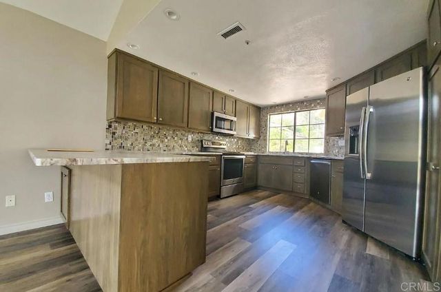 2310 Vista Valley Lane, Vista, CA 92084