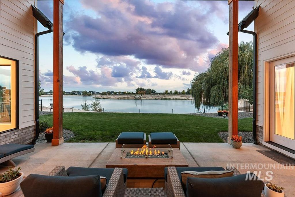 6284 Salmon Falls, Star, ID 83669 photo 2