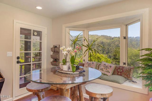 10622 Encino Drive, Oak View, CA 93022