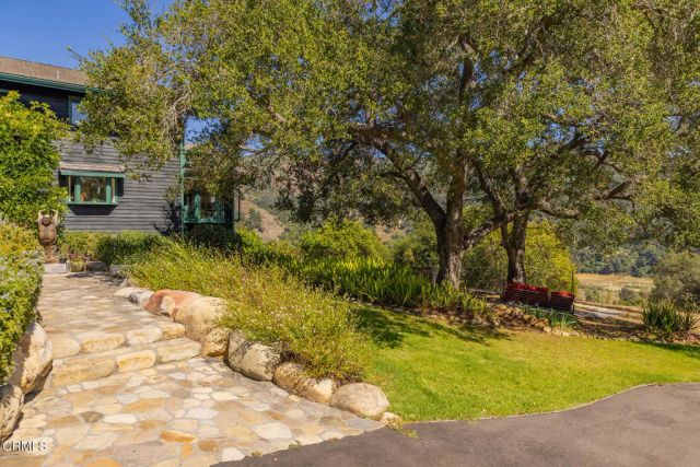10622 Encino Drive, Oak View, CA 93022