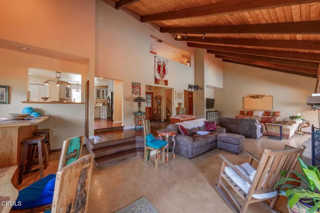 10622 Encino Drive, Oak View, CA 93022