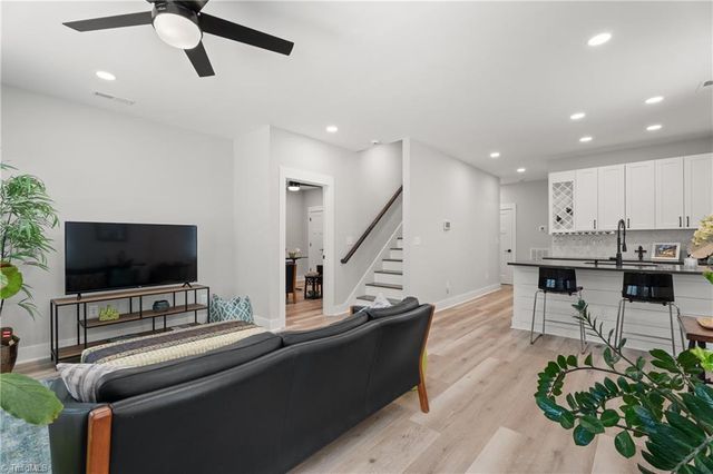 444 Irving Street, Winston-salem, NC 27103