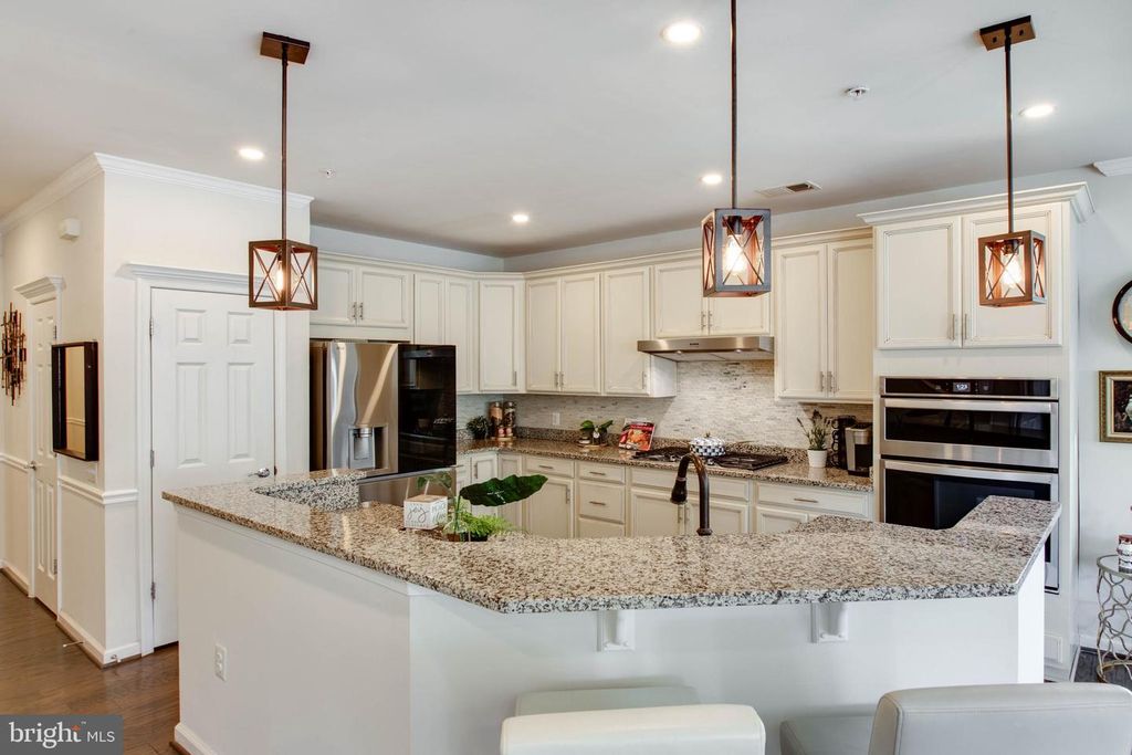 Image 12 of property listing at 21845 BONESET WAY, Germantown, MD 20876