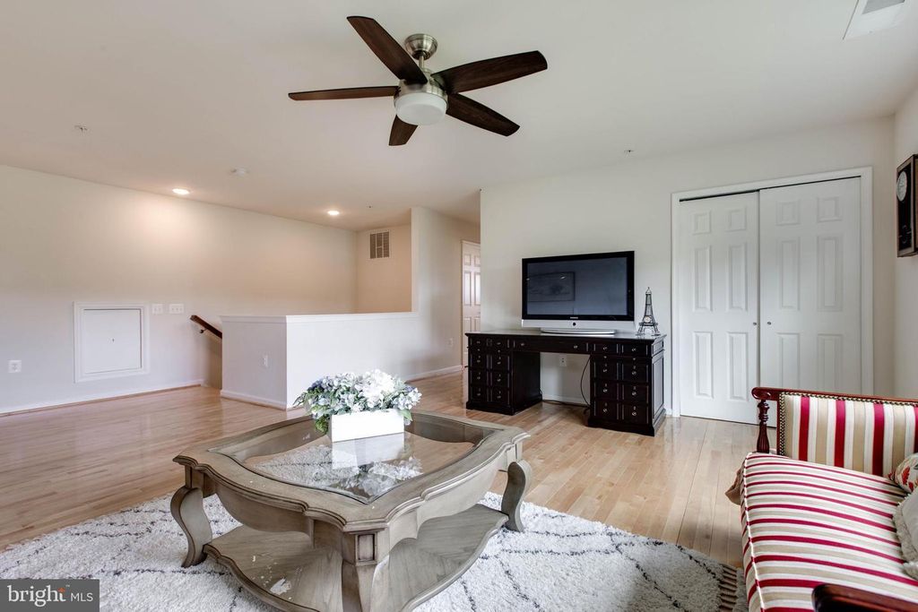 Image 33 of property listing at 21845 BONESET WAY, Germantown, MD 20876