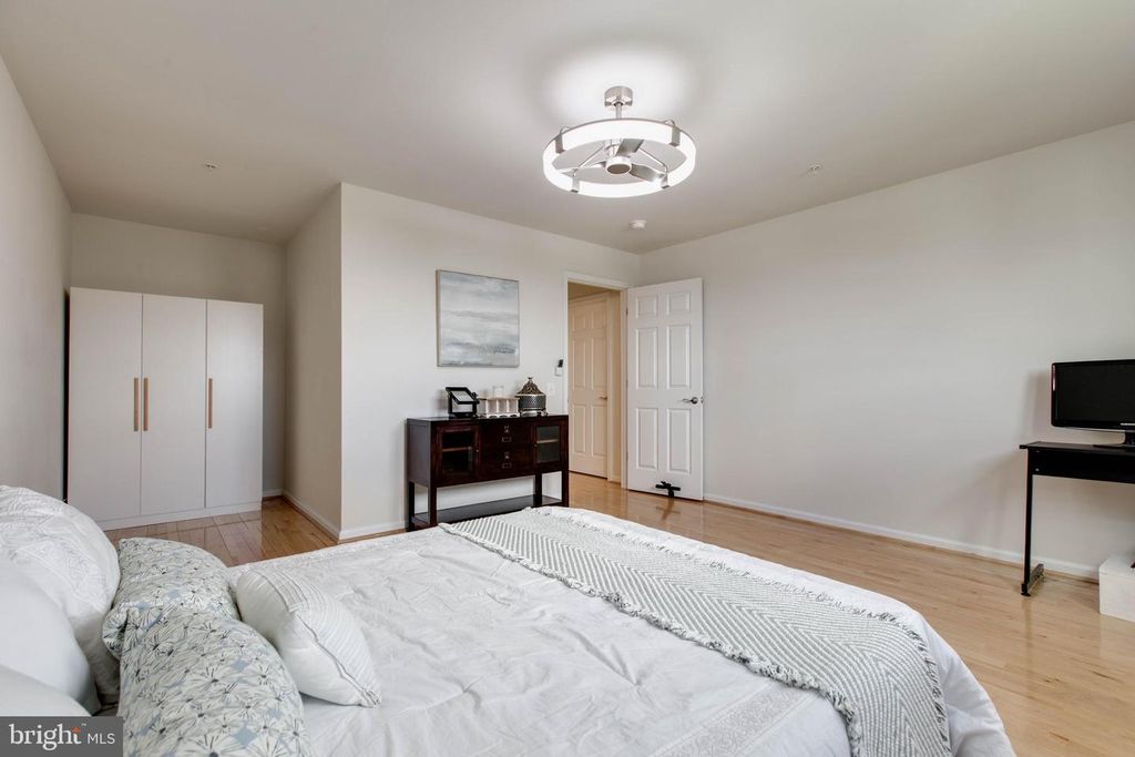 Image 37 of property listing at 21845 BONESET WAY, Germantown, MD 20876