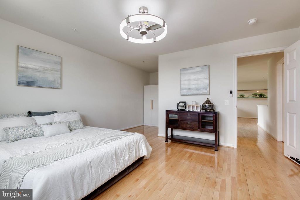 Image 38 of property listing at 21845 BONESET WAY, Germantown, MD 20876
