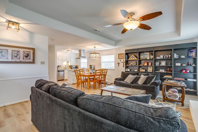 4761 Fieldcrest Drive, Fort Worth, TX 76109
