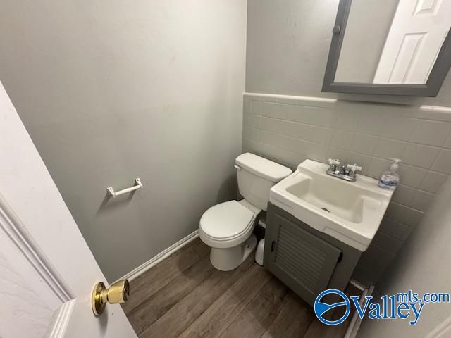 6604 Robinhood Lane NW, Huntsville, AL 35806