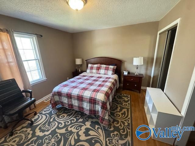 6604 Robinhood Lane NW, Huntsville, AL 35806