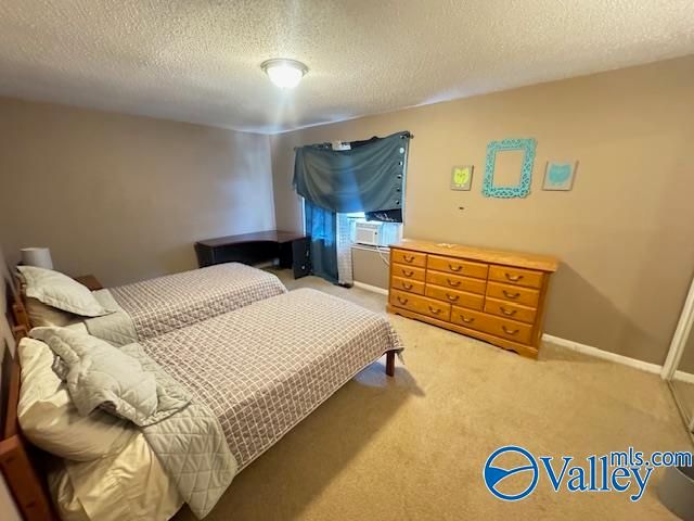 6604 Robinhood Lane NW, Huntsville, AL 35806