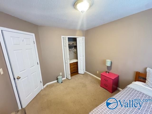 6604 Robinhood Lane NW, Huntsville, AL 35806