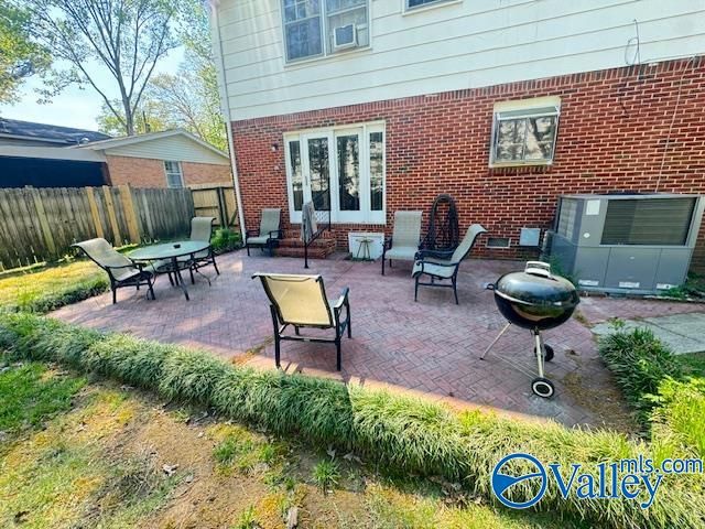 6604 Robinhood Lane NW, Huntsville, AL 35806