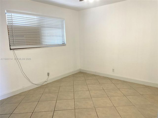 225 NW 23rd St 2, Wilton Manors, FL 33311