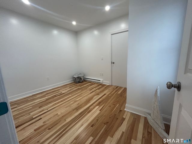 198 Montauk Avenue 2, New London, CT 06320