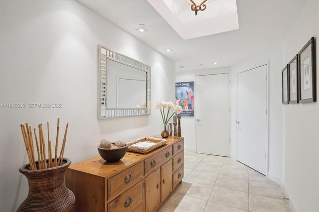 765 Crandon Blvd 111, Key Biscayne, FL 33149