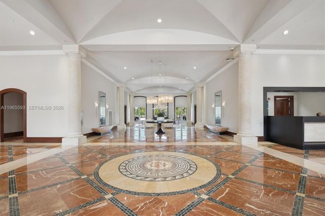 765 Crandon Blvd 111, Key Biscayne, FL 33149