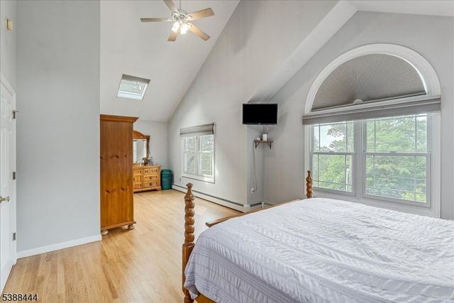 90 Salmon Rd, Roxbury Twp., NJ 07850