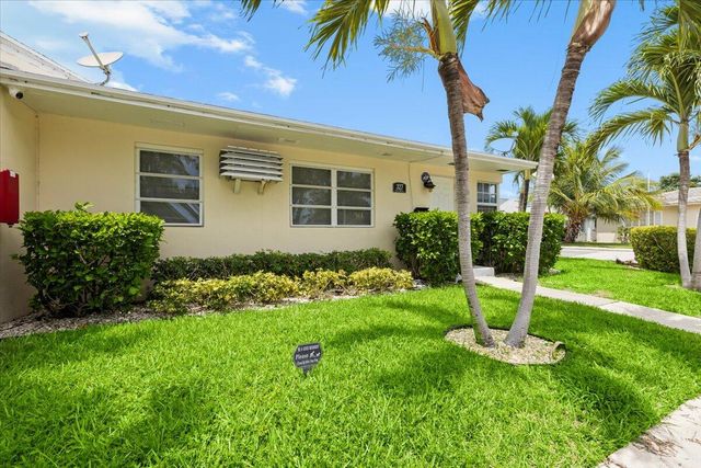 327 S Ocean Breeze 1, Lake Worth, FL 33460