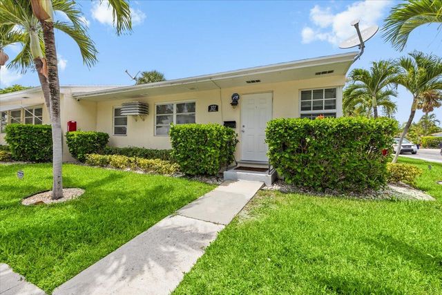 327 S Ocean Breeze 1, Lake Worth, FL 33460