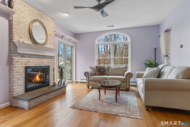 9 Brockway Road, Ellington, CT 06029