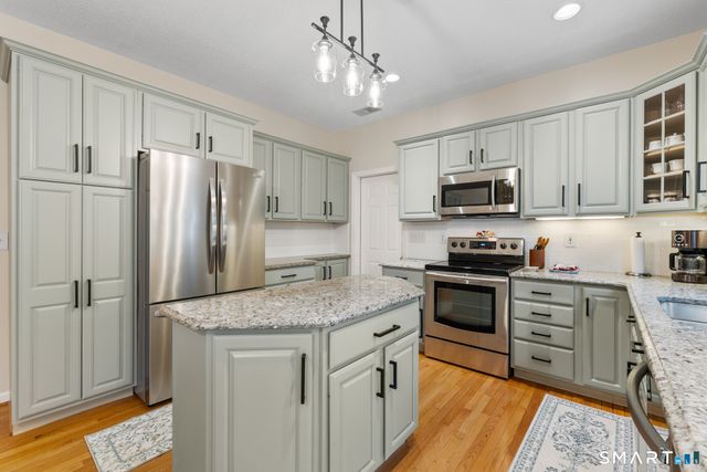 9 Brockway Road, Ellington, CT 06029